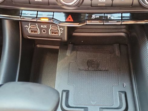 Used 2023 Dodge Durango R/T RWD image 21