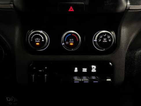 Used 2022 RAM 2500 Tradesman AWD/4WD image 27