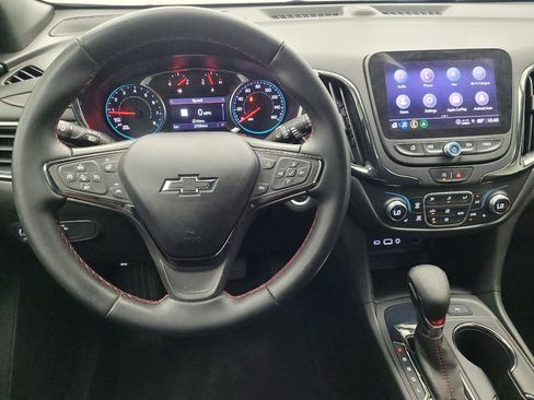 Used 2023 Chevrolet Equinox RS FWD image 22