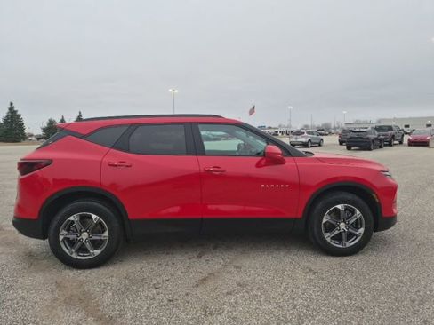 Used 2024 Chevrolet Blazer LT w/ Convenience Package image 4