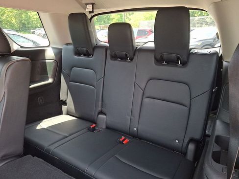Certified 2023 Nissan Pathfinder Platinum w/ Cargo Package FWD image 11