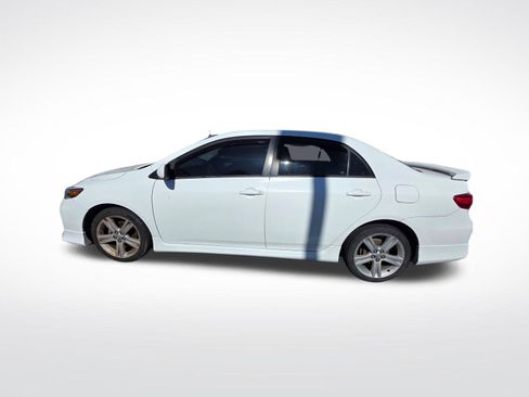 Used 2013 Toyota Corolla S w/ Premium Pkg FWD image 8