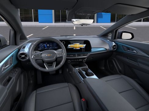 New 2026 Chevrolet Equinox EV LT w/ Convenience Package II AWD/4WD image 46