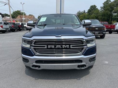 Used 2022 RAM 1500 Laramie AWD/4WD image 3