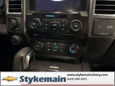 Used 2016 Ford F150 XLT w/ Equipment Group 302A Luxury image 21