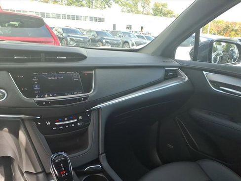 Used 2025 Cadillac XT5 Luxury image 20