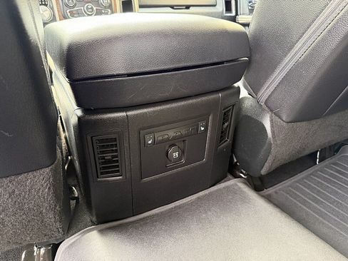 Used 2017 RAM 1500 Laramie w/ Convenience Group AWD/4WD image 21