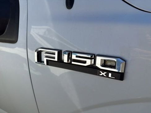 Used 2017 Ford F150 XL w/ Equipment Group 101A Mid RWD image 5