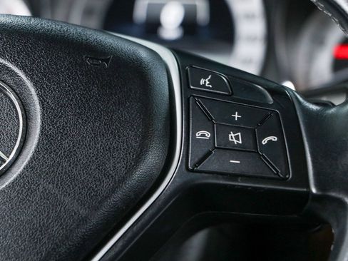 Used 2013 Mercedes-Benz GLK 350 2WD image 14