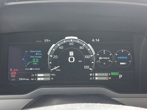 Used 2025 Toyota Sequoia Platinum AWD/4WD image 20