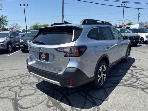 Used 2021 Subaru Outback Limited XT AWD/4WD image 5