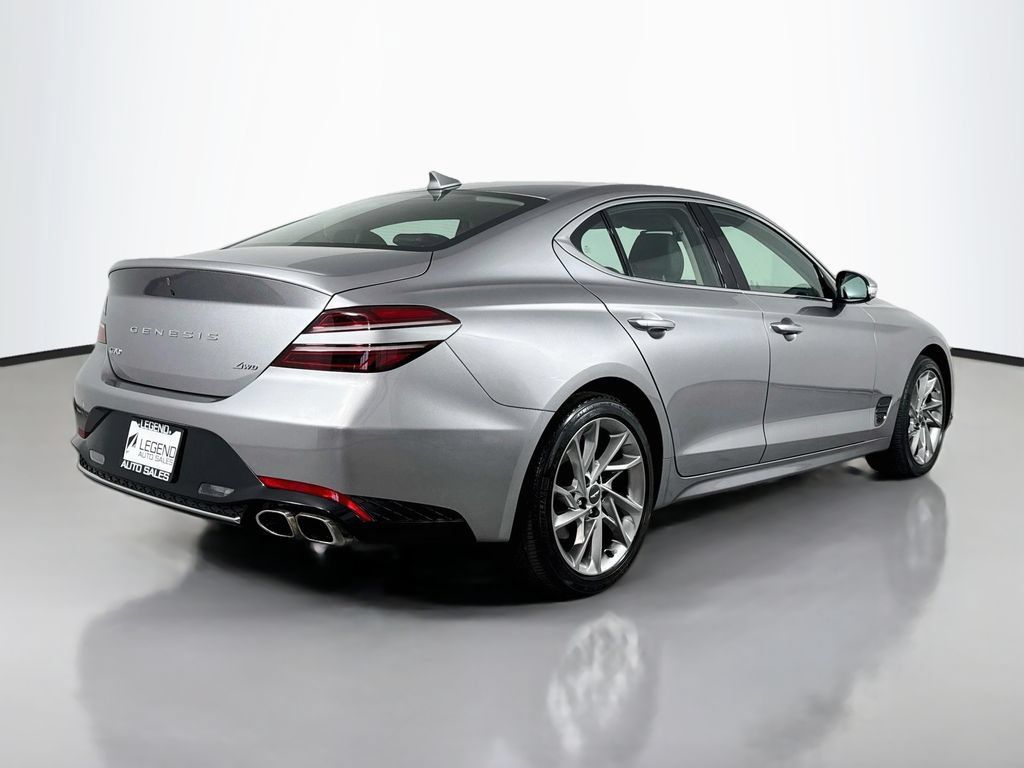 Used 2022 Genesis G70 2.0T AWD/4WD image 6