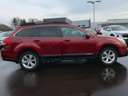 Used 2014 Subaru Outback 2.5i Limited w/ Moonroof Package image 9