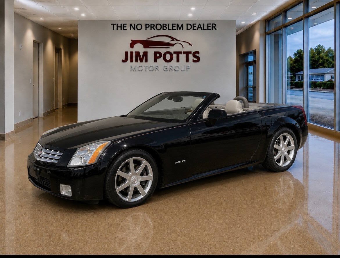 Used 2004 Cadillac XLR RWD image 1