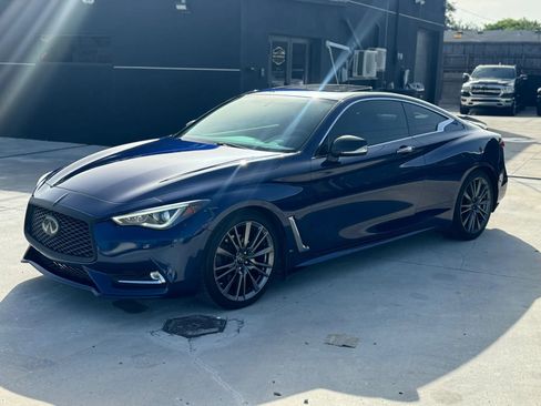 Used 2017 INFINITI Q60 3.0t w/ Premium Plus Package 3.0T image 8