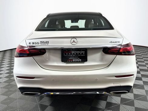 Used 2022 Mercedes-Benz E 350 4MATIC Sedan image 6