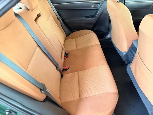 Used 2016 Toyota Corolla LE FWD image 18