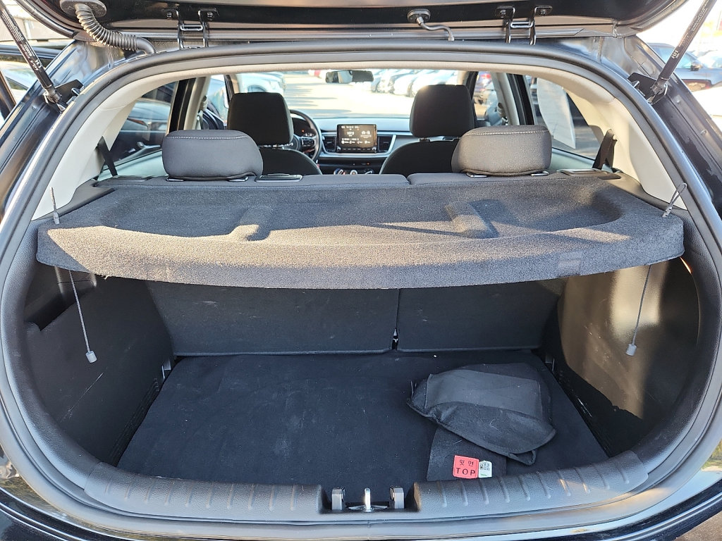 Used 2023 Kia Rio S FWD image 30
