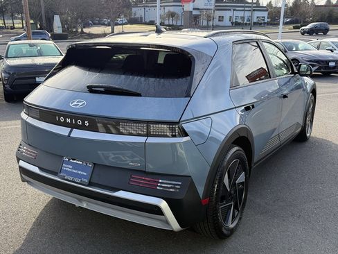 Certified 2025 Hyundai Ioniq 5 SEL image 5