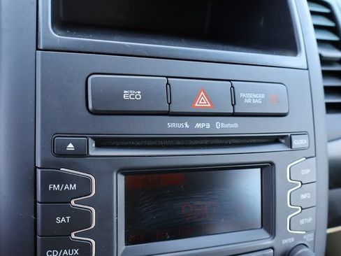 Used 2012 Kia Soul FWD image 32