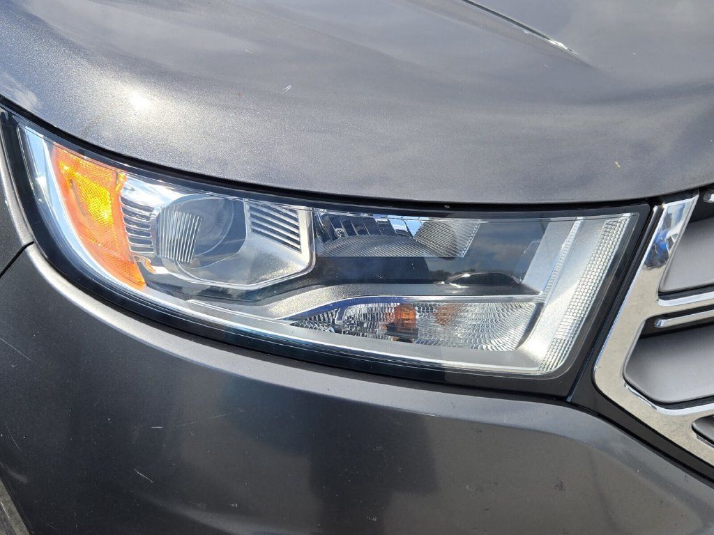 Used 2015 Ford Edge SEL w/ Equipment Group 201A AWD/4WD image 11