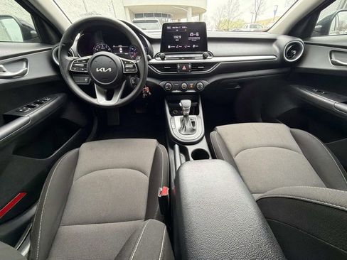 Used 2024 Kia Forte LXS image 18