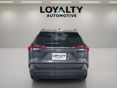 Used 2020 Toyota RAV4 XLE w/ Convenience Package