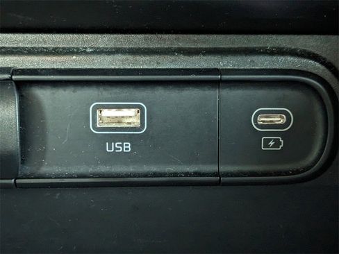 Used 2024 Kia Sportage LX image 21