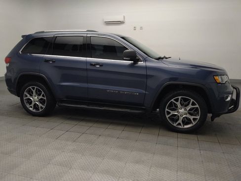 Used 2021 Jeep Grand Cherokee Limited w/ Luxury Group II AWD/4WD image 11