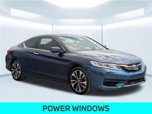 Used 2017 Honda Accord EX-L image 11