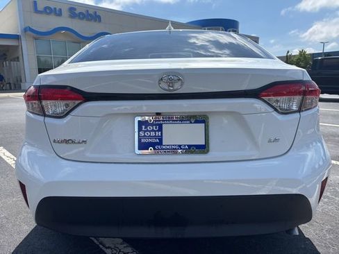 Used 2025 Toyota Corolla LE FWD image 6