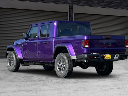 New 2026 Jeep Gladiator Sport image 6