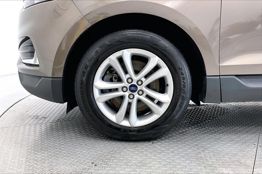 Used 2019 Ford Edge SEL w/ Equipment Group 201A AWD/4WD image 8