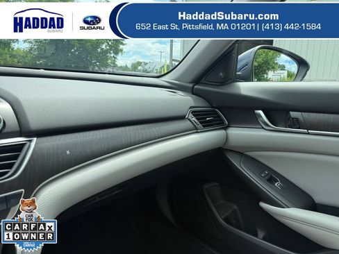 Used 2018 Honda Accord Touring image 30