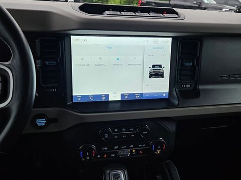 Used 2022 Ford Bronco Wildtrak image 13