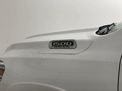 Used 2019 RAM 1500 Limited image 11