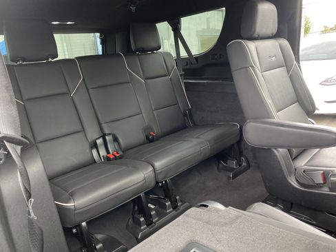 Used 2021 Cadillac Escalade ESV Sport AWD/4WD image 20