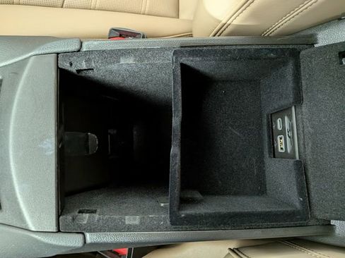 Certified 2024 Cadillac XT5 Sportv w/ Platinum Package image 23