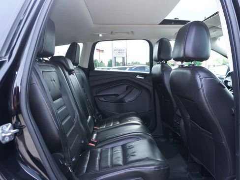 Used 2017 Ford Escape Titanium AWD/4WD image 29