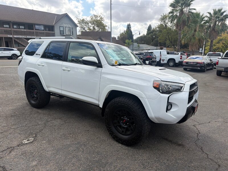 Used 2015 Toyota 4Runner TRD Pro AWD/4WD image 5