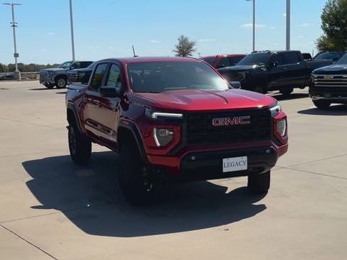 New 2026 GMC Canyon Elevation w/ Convenience Package image 3