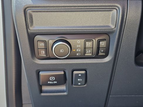 Used 2025 Ford F150 Platinum w/ Equipment Group 702A High AWD/4WD image 20