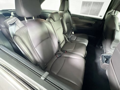 Used 2023 Honda Odyssey EX-L image 27