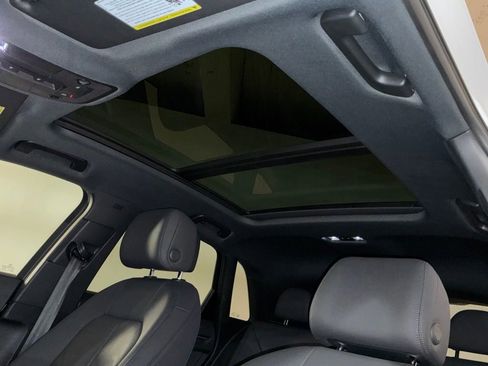 Used 2019 Audi Q3 2.0T Premium Plus image 4