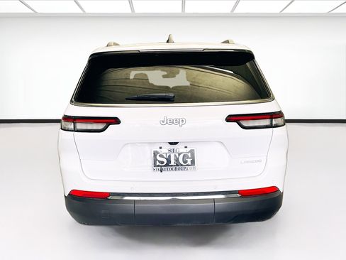 Used 2025 Jeep Grand Cherokee L Laredo image 5