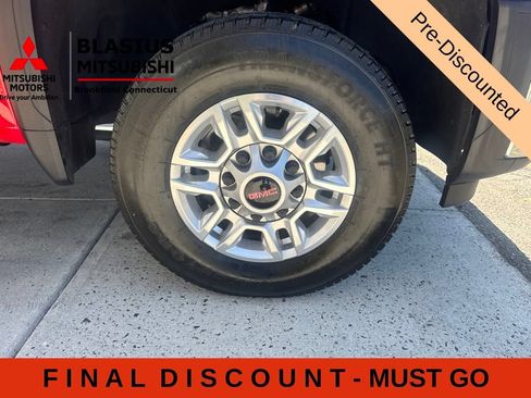 Used 2024 GMC Sierra 2500 SLE w/ SLE Convenience Package AWD/4WD image 3