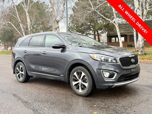 Used 2016 Kia Sorento EX w/ EX Premium Package image 2