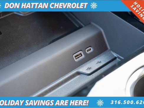 New 2025 Chevrolet Suburban Premier w/ Sun And Tow Package image 11