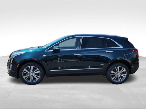 New 2026 Cadillac XT5 Premium Luxury w/ Driver Assist Package AWD/4WD image 2