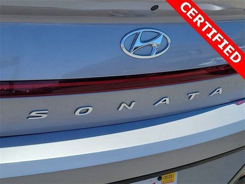 Used 2023 Hyundai Sonata SEL Plus image 18
